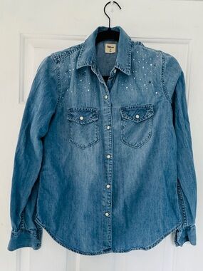 Vintage GAP Light Blue Denim Shirt with Shoulder Rhinestones